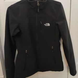 Women's The North Face Softshell Jacket (Small)